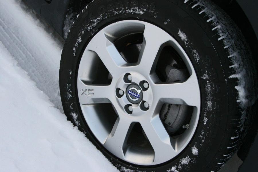  Volvo XC70 2008 года  (фото 26 из 35)